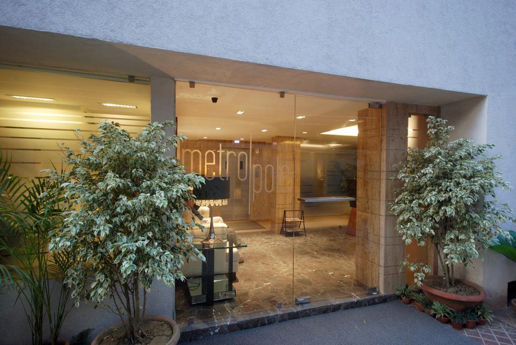 Hotel Metropole Kolkata Eksteriør bilde