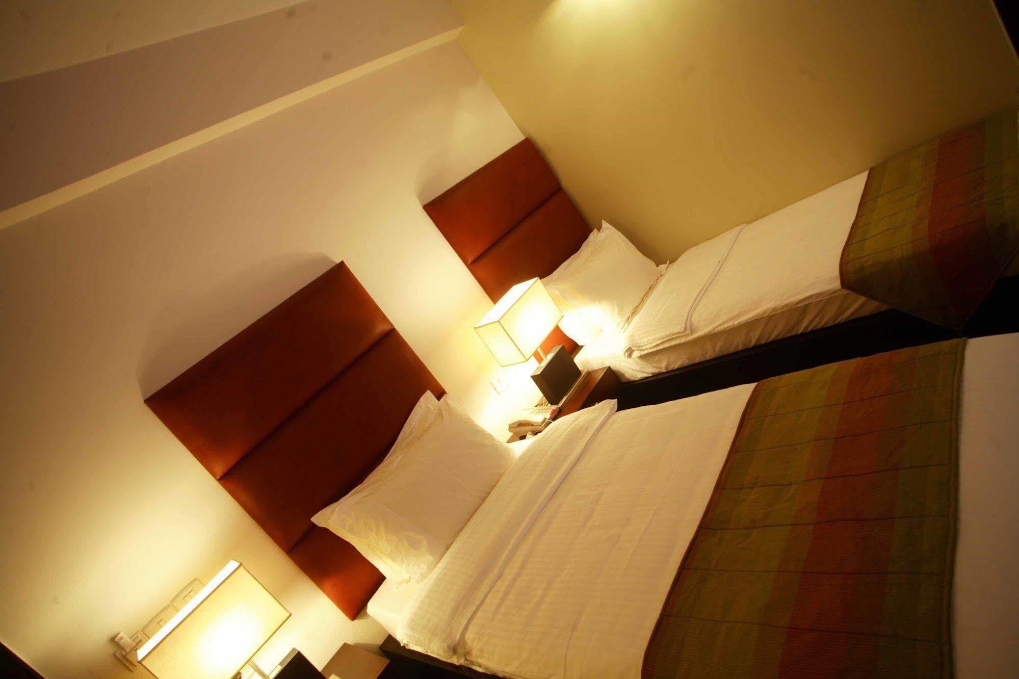 Hotel Metropole Kolkata Eksteriør bilde