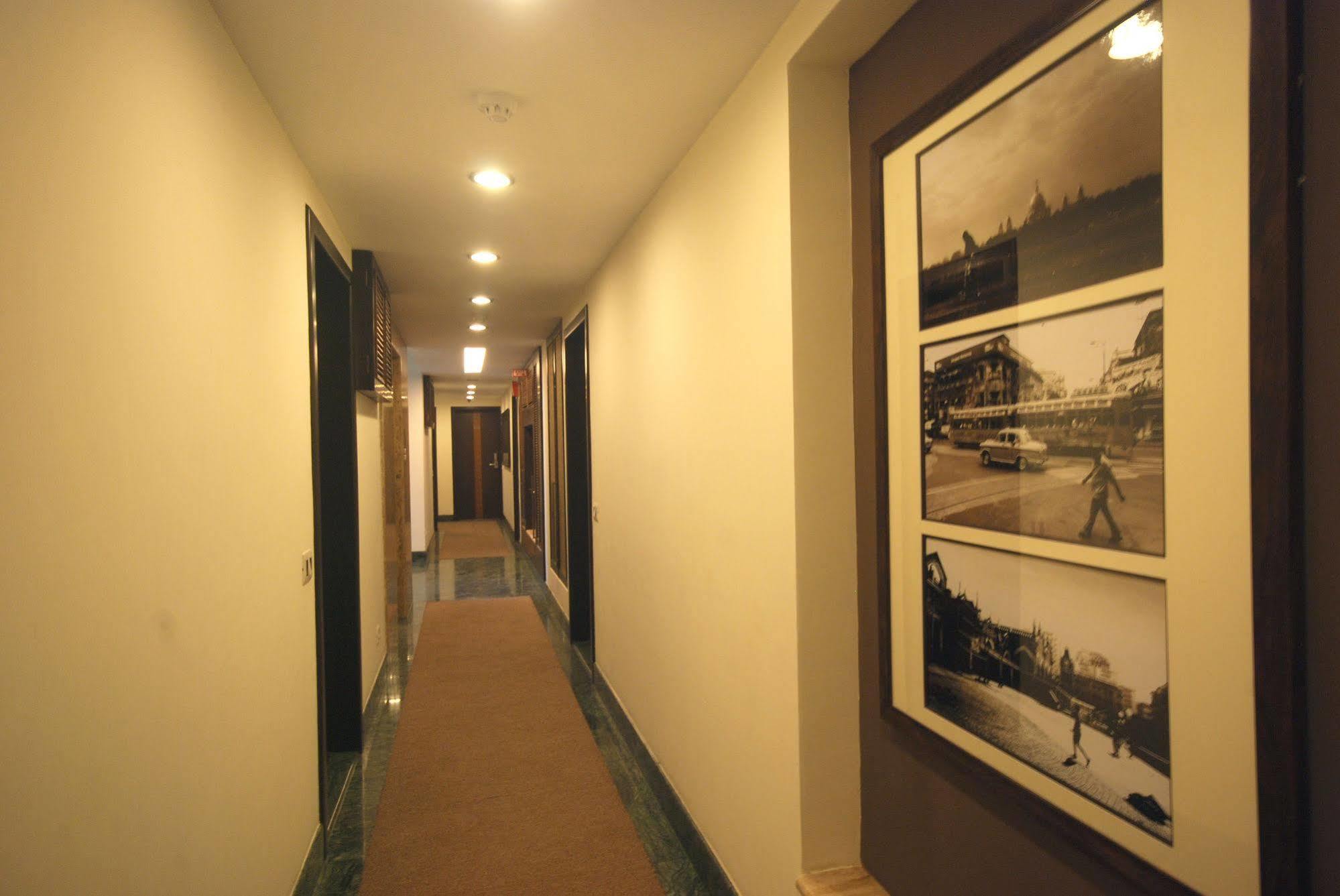 Hotel Metropole Kolkata Eksteriør bilde